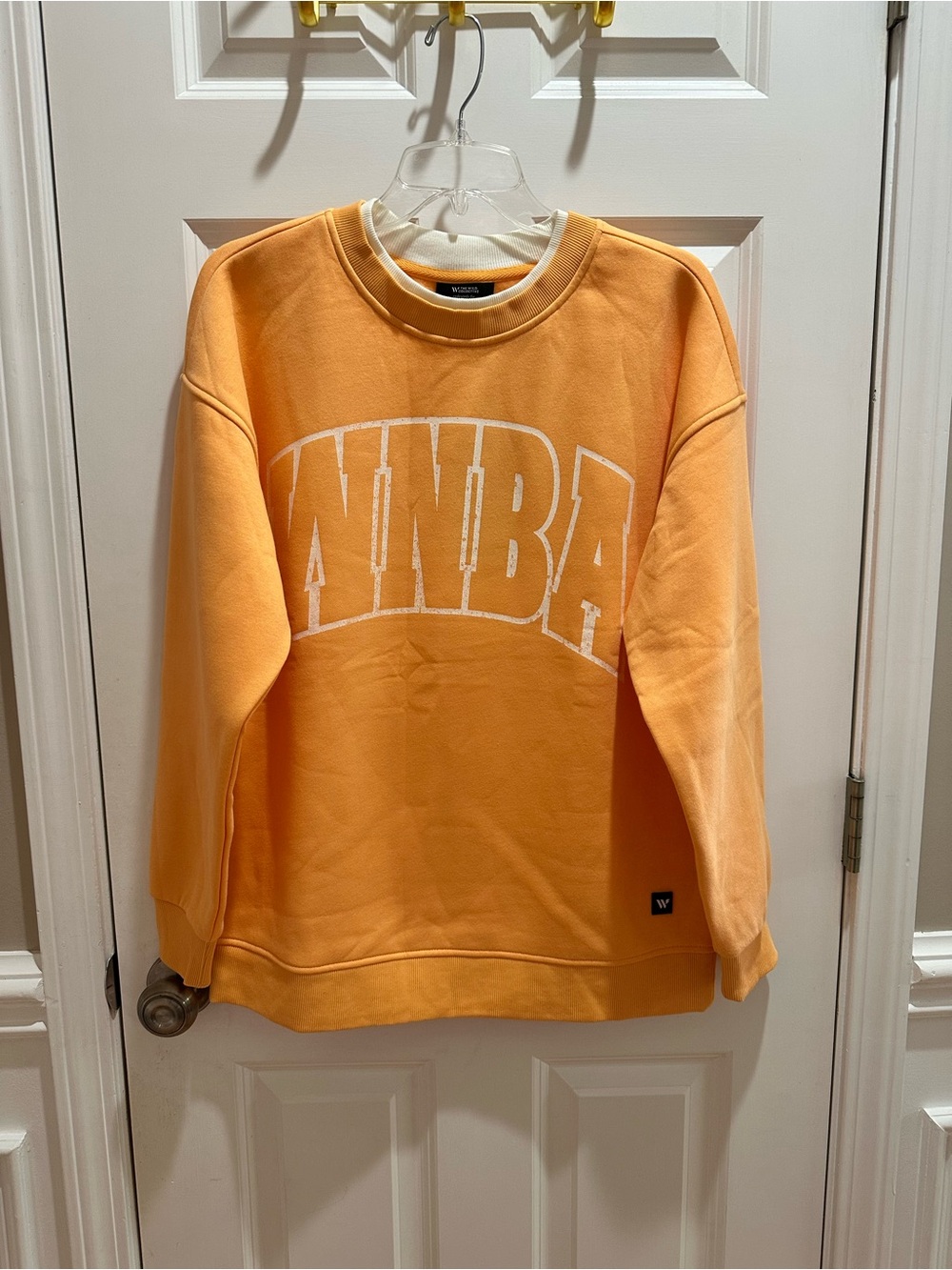 NEW WNBA Logo Crewneck Sweatshirt sz. Medium